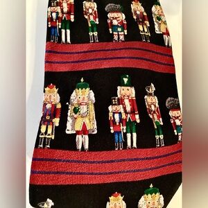Nutcracker Patterned Black & Red Stripe Tie